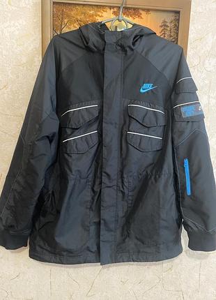Підросткова куртка 13/15 років nike sportwear