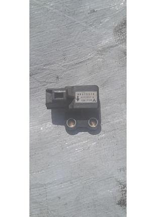 Датчик ускорения mr475078 mitsubishi pajero sport