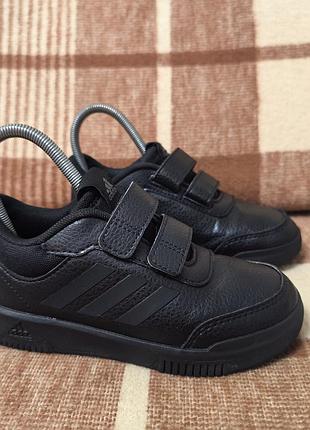 Детские кроссовки adidas