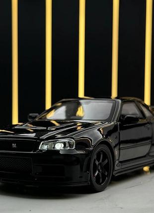 Моделька авто nissan skyline gt-r 1:32 | колекційна машинка з металу зі світлом і звуком, відкривними дверима та капотом