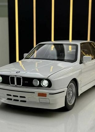 Модель авто bmw m3 1:24 белая металлическая седан открывающиеся двери капот багажник свет звук инерционная машинка