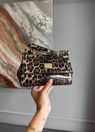 Dolce & gabbana mini sicily leopard patent leather bag with gold hardware 19,5x13x4