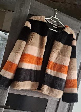 Шубка від zara