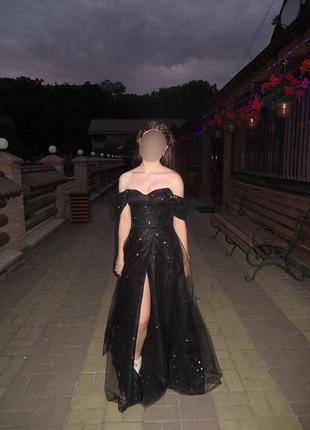 Продаю випускну чорну сукню✨