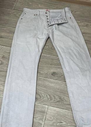 Белые levi’s 501 — классика в идеальном цвете
замеры и дополнительные фото — в личные сообщения