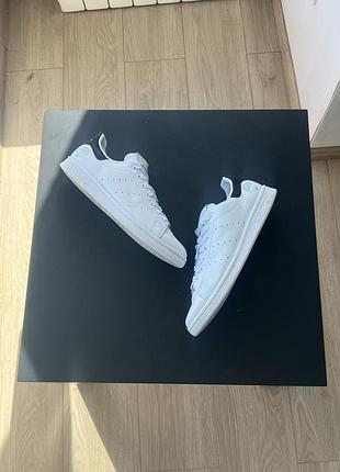 Кросівки adidas 2