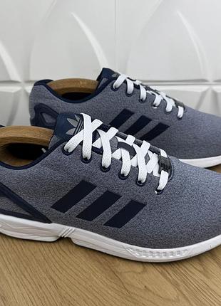 Оригінальні кросівки adidas torsion