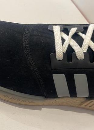 Adidas кросівки 4