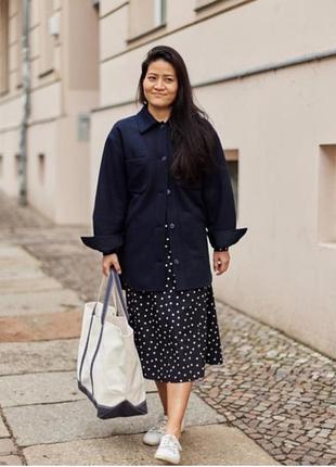 Куртка-рубашка uniqlo на ґудзиках.