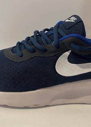 Nike кросівки