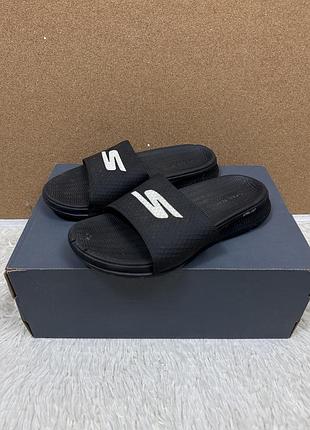 Чорні чоловічі літні тапочки skechers
