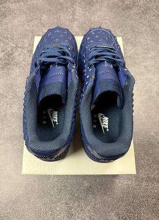 Nike air force 1 low independence day blue
материал кожа текстиль 
производитель вьетнам
размеры40-45
комплектация оригинальная коробка упаковочная бумага