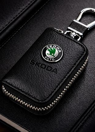 Чехол для ключей с карабином skoda (кожа)