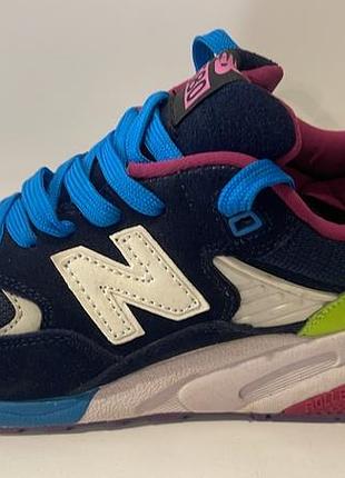 New balance кросівки