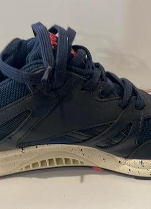 Reebok кросівки 3