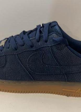 Nike кросівки