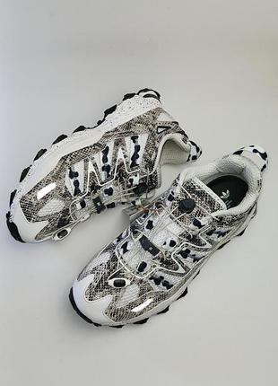 Оригінальні кросівки кроссовки adidas hyperturf shoes grey id4961