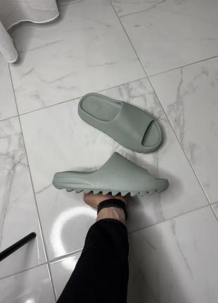Adidas yeezy slide resin unisex