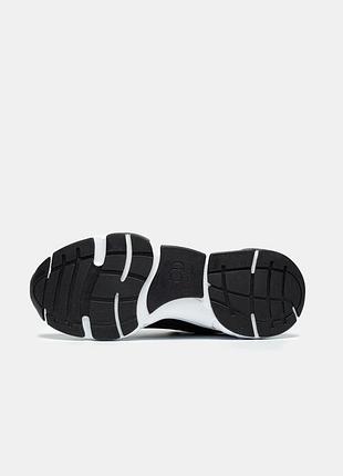 B22 black white📦 4