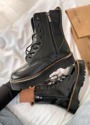 Зимние ботинки dr. martens jadon меховые на платформе с замком2 фото