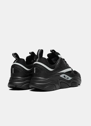 B22 black📦 3