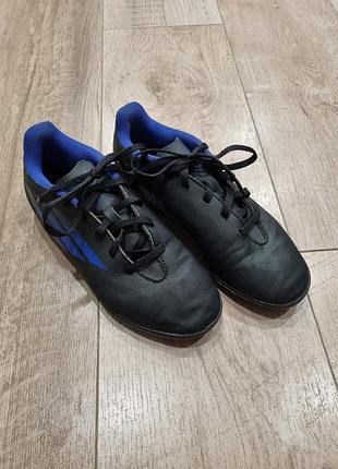 Кроссовки футбольные adidas 35 размер стелька 22 см