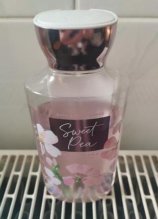 Парфюмированный гель для душа sweet pea от фирмы bath and body works б/в 295 ml