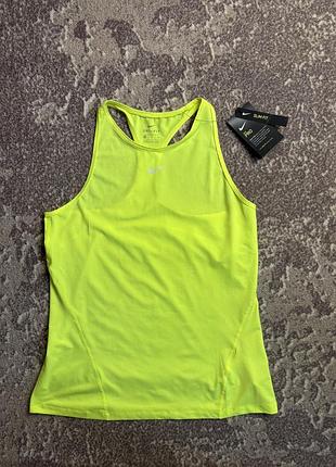 Нова спортивна майка nike розмір м