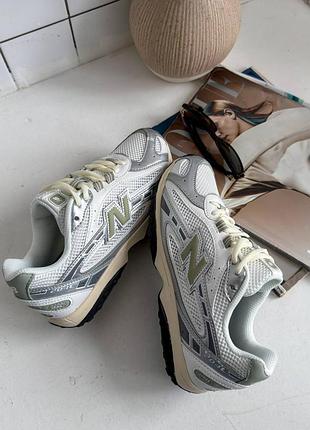 204l white/metallic/beige