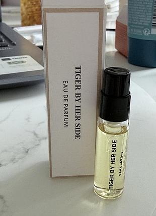 Sana jardin tiger by her side eau de parfum парумована вода 2 ml пробник
