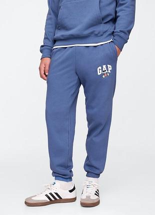 Мужские джоггеры gap disney mickey mouse