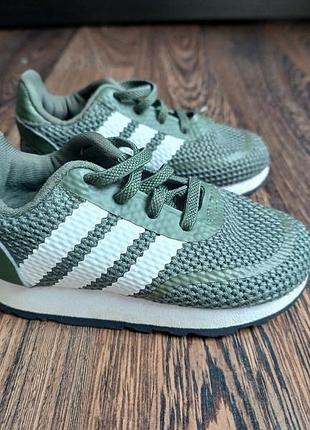 Adidas детские кроссовки
