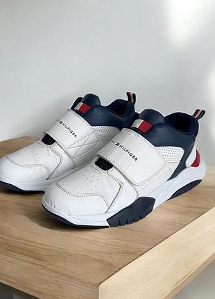 Білосніжні кросівки tommy hilfiger оригінал