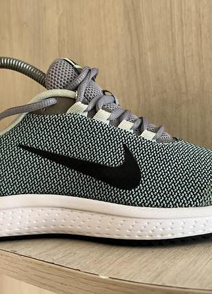 Кросівки nike