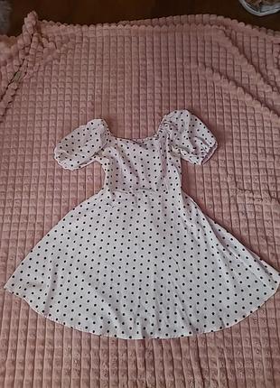 Продам сукню в горошок