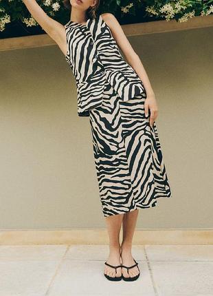 Костюм h&m (342713925). жилет 36. юбка 38. (маломерит. идет на 36)