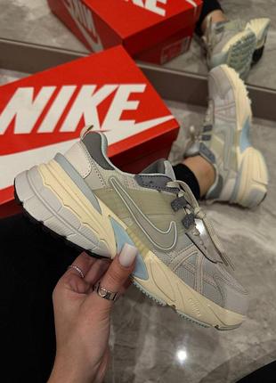 Nike v2k run light iron ore