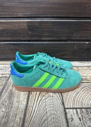 Дитячі кросівки adidas gazelle comfort closure 33