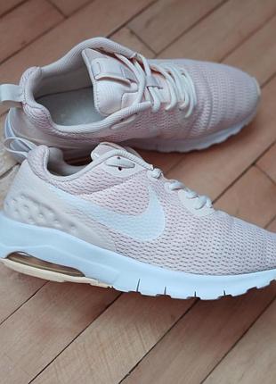 Текстильные кроссовки nike air max