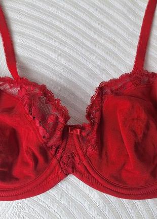 Красный хлопковый бюстгальтер фирмы petite fleur размер 80с
