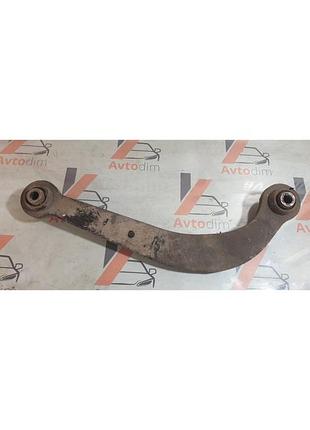 Рычаг задней подвески верхний левый правый 4877021011 toyota avensis t25