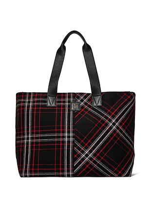 Сумка-тоут в клетку victoria's secret plaid tote bag