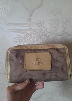 Порт моне giordani gold