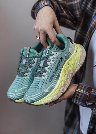 Кросівки бігові та для зали new balance more trail v3