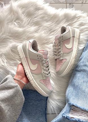 Nike sb dunk low grey pink