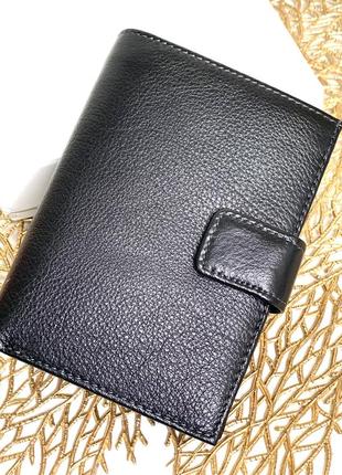 Мужское портмоне. документы