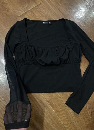 Кроп топ  трикотажний з прозорими рукавами сіточкою чорний asos 10/38