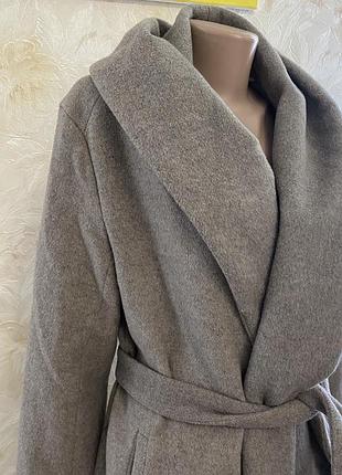 Стильне  пальто-халат з капюшоном  zara