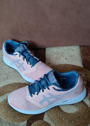 Жіночі кросівки asics patriot 10.  39 розмір, рожевого кольору, для бігу і повсякденного носіння