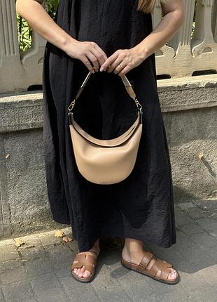 Сумка багет від loewe 29х28х6.5 см шкіряна сумка для жінки лоев жіноча багетна сумочка з ручкою зі шкіри